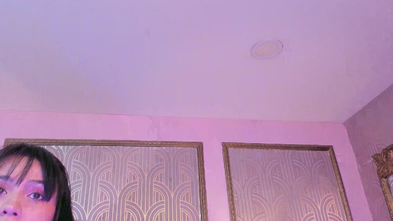 EmilyBlack69's Streamate show and profile