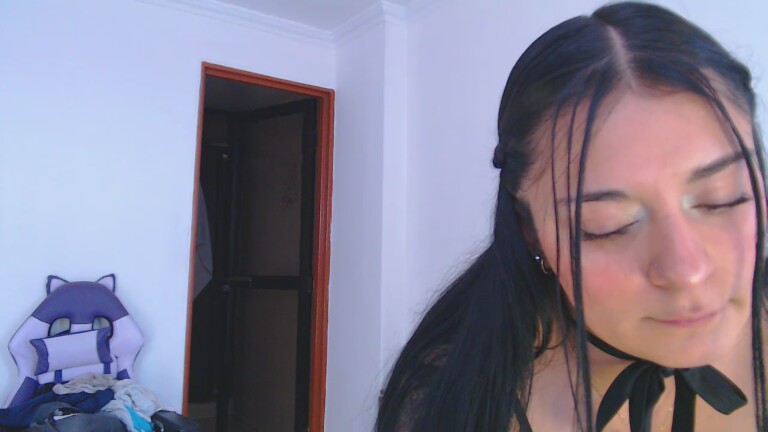 AnnyLennon's Streamate show and profile