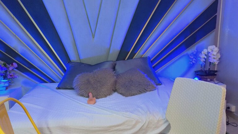 DulceeRosse's Streamate show and profile