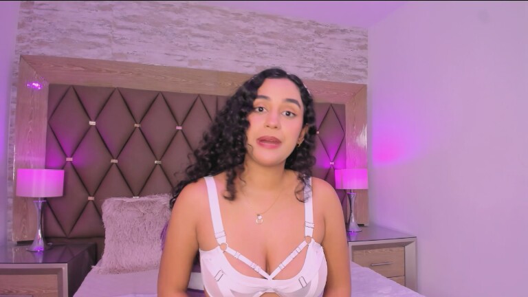 BonnieGemma's Streamate show and profile