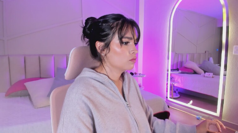 Eimmybm's Streamate show and profile