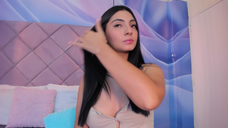 ViolletaRosse's Streamate show and profile