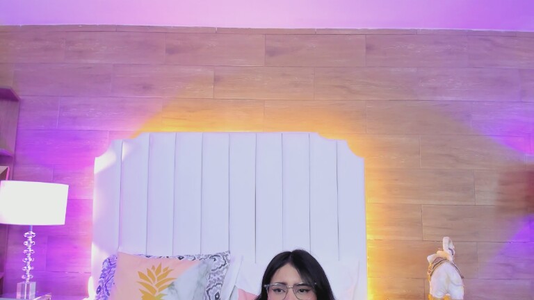 AliceeCarther's Streamate show and profile