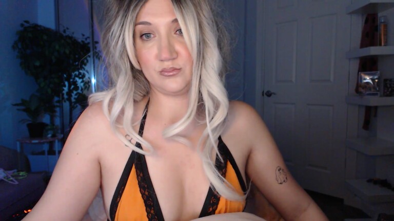 GoddessEmmy's Streamate show and profile