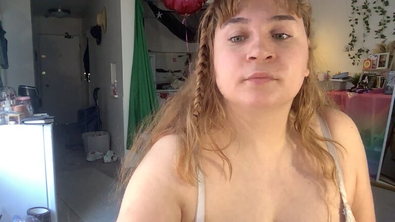 Bustyprincessleila's Streamate show and profile