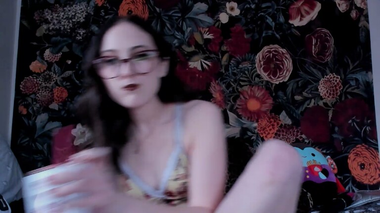 KatieLenore's Streamate show and profile