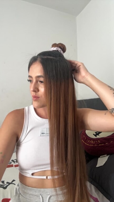 AlicceGray's Streamate show and profile