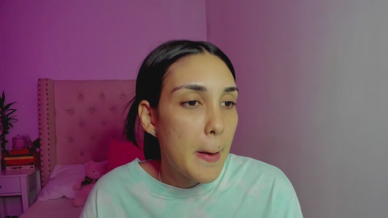 SoyLili's Streamate show and profile