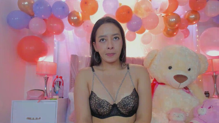 AlexandraWinterr's Streamate show and profile