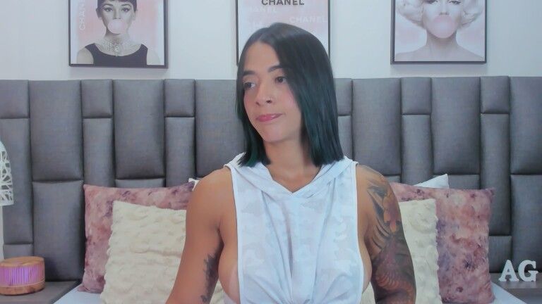 AmberrGreey's Streamate show and profile