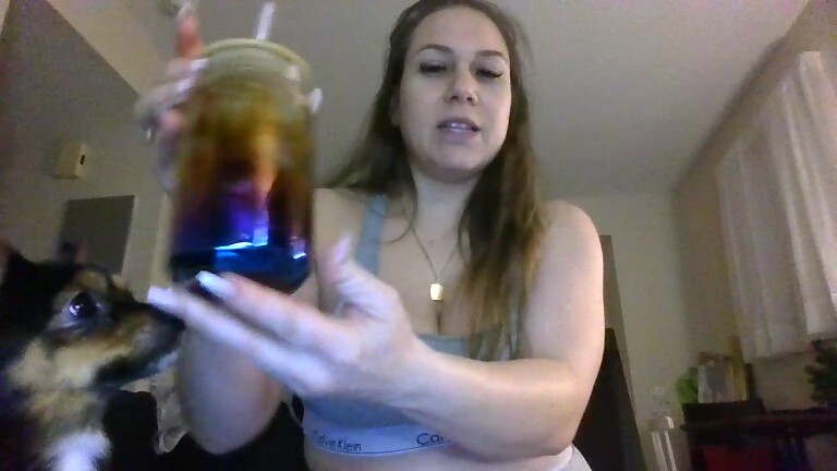 Thedevinemilf's Streamate show and profile