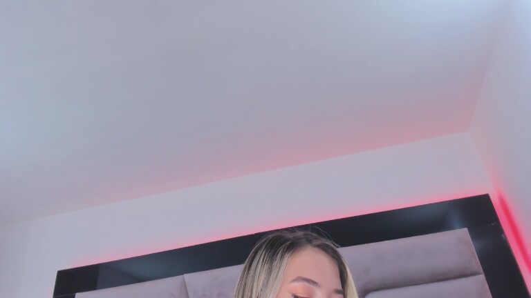 LaurenClark's Streamate show and profile