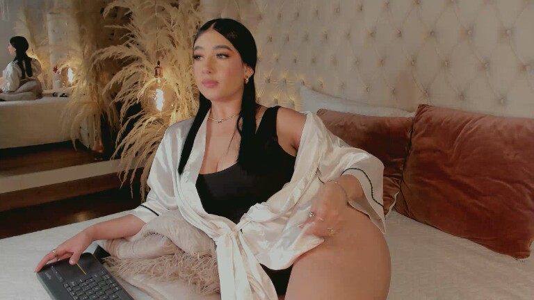 Dannah_Gomez's Streamate show and profile