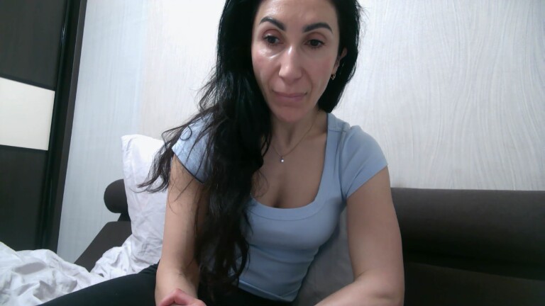 MiraWonderful's Streamate show and profile