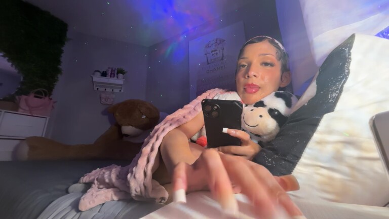 Lani_Lux's Streamate show and profile