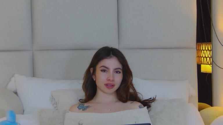 VivianBasset's Streamate show and profile