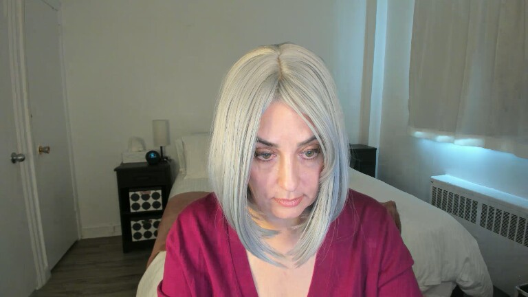 TheRealSeska's Streamate show and profile