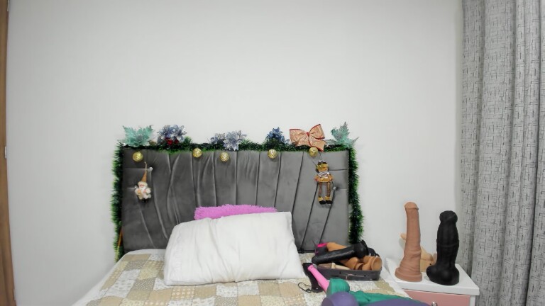 Sweet_X's Streamate show and profile