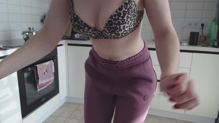 Charlotte88's Streamate show and profile