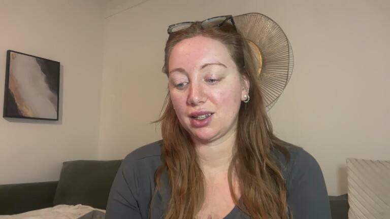 Arielsweetiee's Streamate show and profile