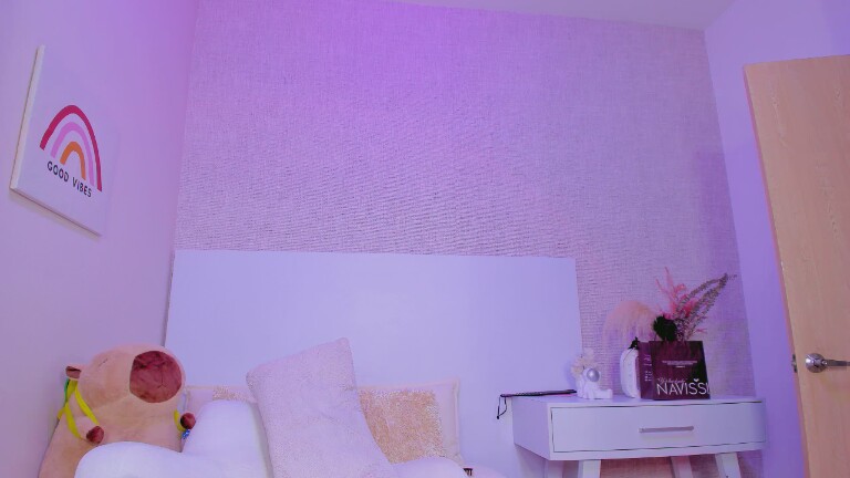 OliviaPagani's Streamate show and profile