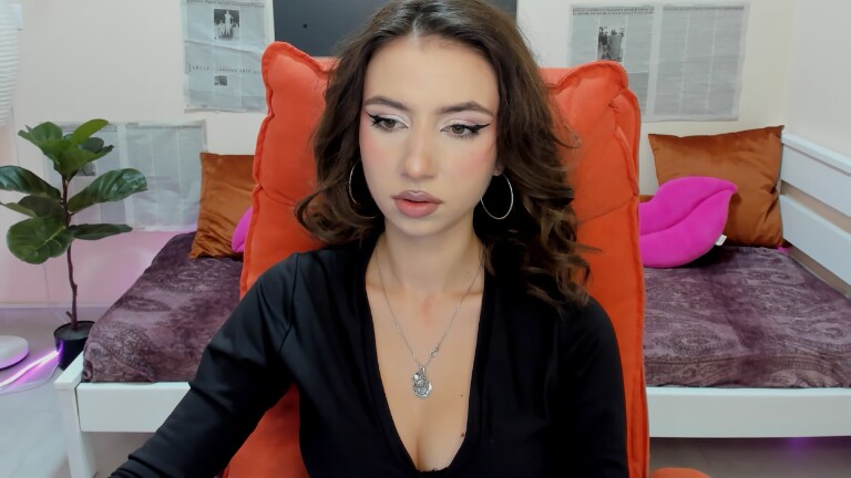 SarahTray's Streamate show and profile